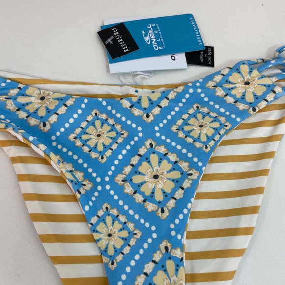 O’Niell Melissa Tile Kaannapau Reversible Bikini Bottoms / NWT - Picture 3 of 9